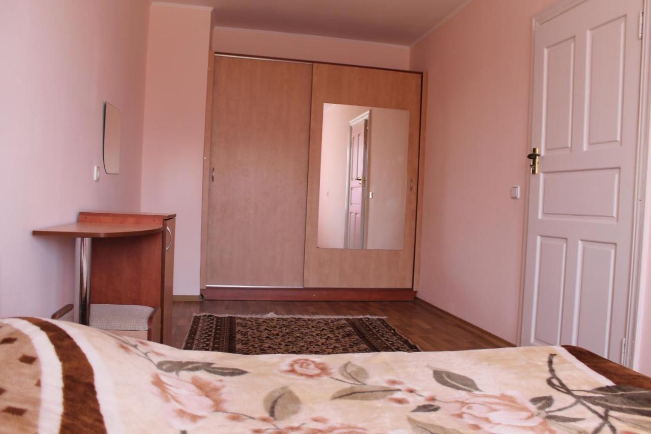 Kometa-2 Hotel Коблево Стая снимка