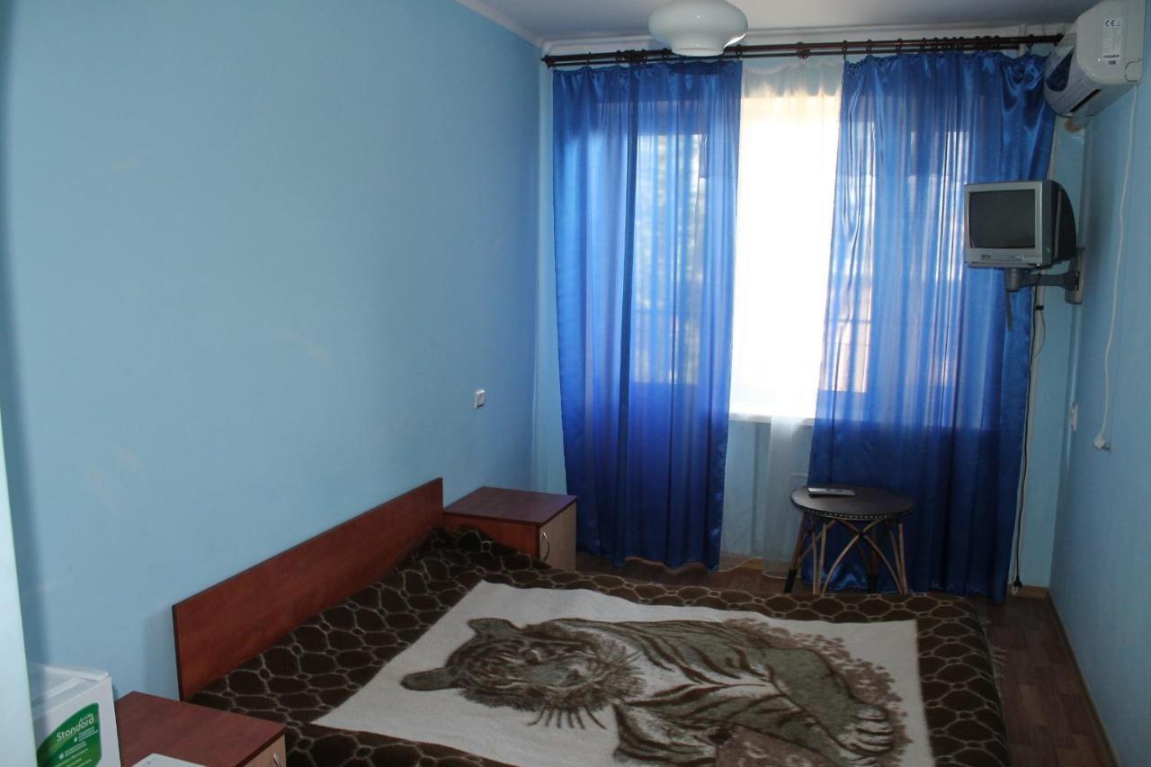 Kometa-2 Hotel Коблево Стая снимка
